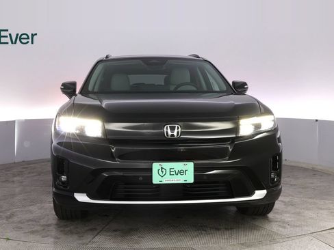 Used 2025 Honda Prologue Touring image 12