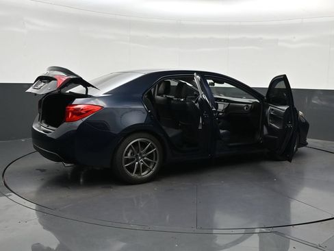 Used 2019 Toyota Corolla SE FWD image 31