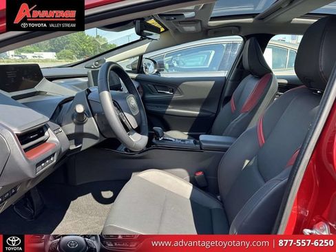 Certified 2025 Toyota Prius Plug-In Hybrid w/ Limited Premium Package FWD image 20