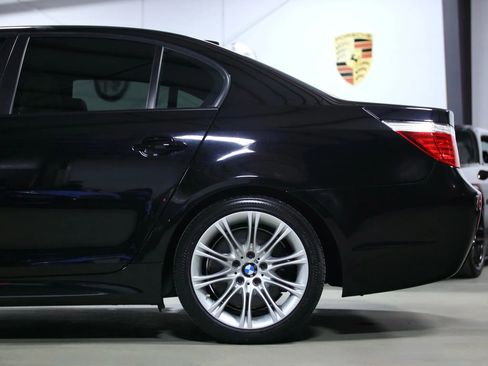 Used 2010 BMW 535i Sedan image 18