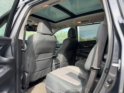 Used 2023 Subaru Ascent Onyx Edition Limited image 5