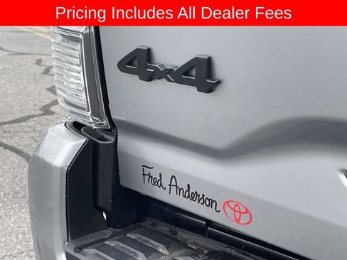 Used 2023 Toyota Tacoma SR5 w/ Technology Package AWD/4WD image 14