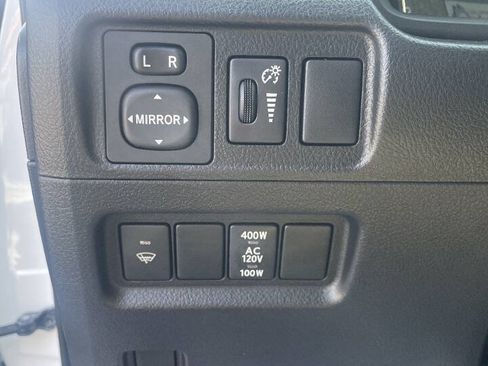 Used 2016 Toyota 4Runner SR5 Premium RWD image 21