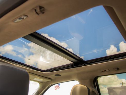 Certified 2025 Ford F150 Platinum w/ Equipment Group 703A Plus image 13