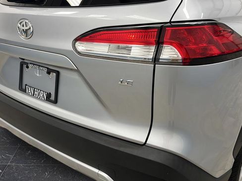 Used 2023 Toyota Corolla Cross LE FWD image 31