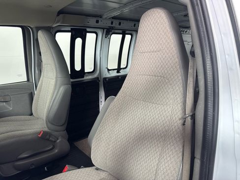 Used 2020 Chevrolet Express 2500 w/ Communications Package image 11