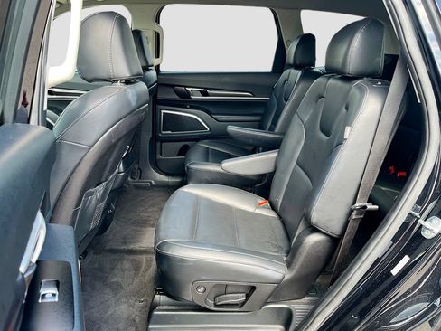 Used 2025 Kia Telluride S AWD/4WD image 25