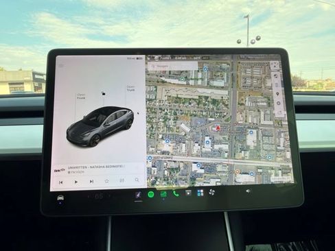 Used 2020 Tesla Model 3 Long Range AWD/4WD image 24