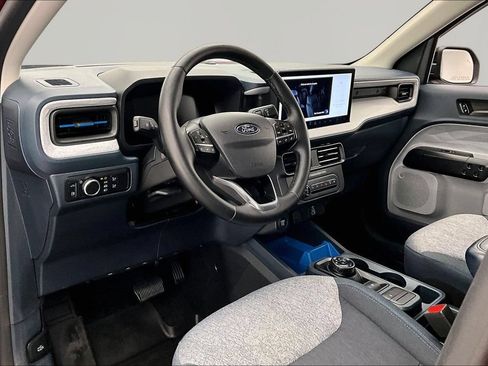 Certified 2025 Ford Maverick XLT w/ XLT Luxury Package FWD image 14