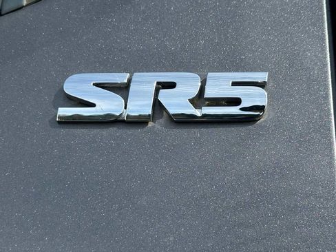 Used 2019 Toyota Tacoma SR5 image 5