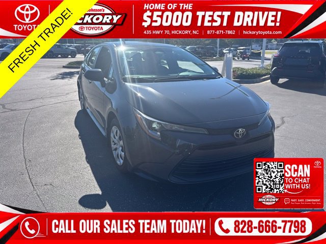 Used 2026 Toyota Corolla LE FWD image 1
