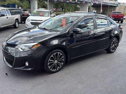 Used 2015 Toyota Corolla S Premium FWD image 8