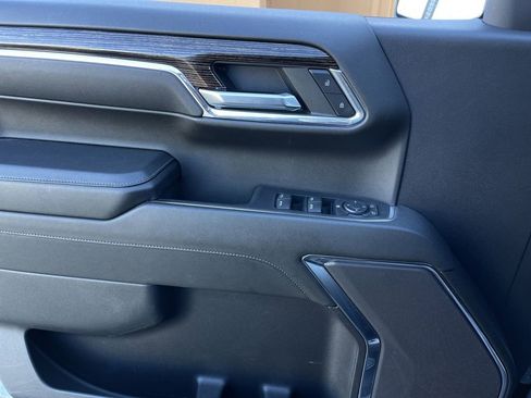 Used 2024 GMC Sierra 1500 Elevation image 22