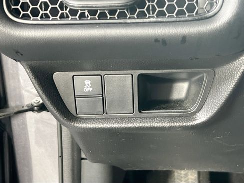 Used 2023 Honda HR-V LX image 10