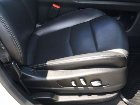 Used 2022 Cadillac XT5 Premium Luxury FWD image 23