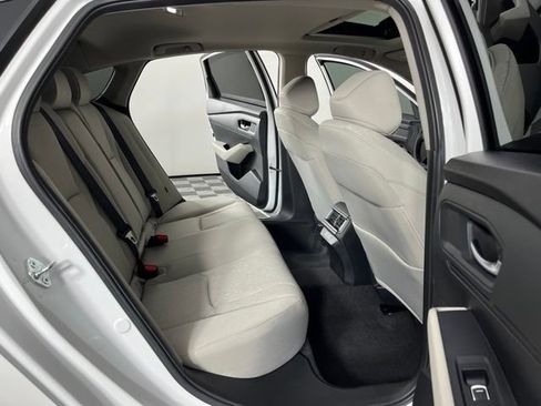 Used 2025 Honda Accord SE image 47