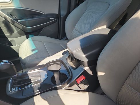Used 2014 Hyundai Santa Fe Sport AWD/4WD image 21