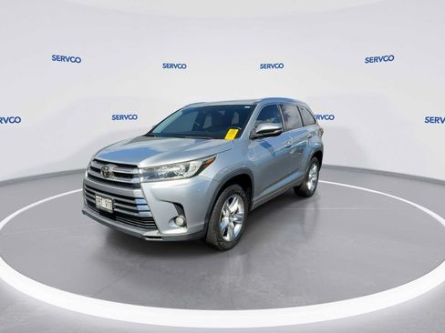 Used 2017 Toyota Highlander Limited FWD image 4