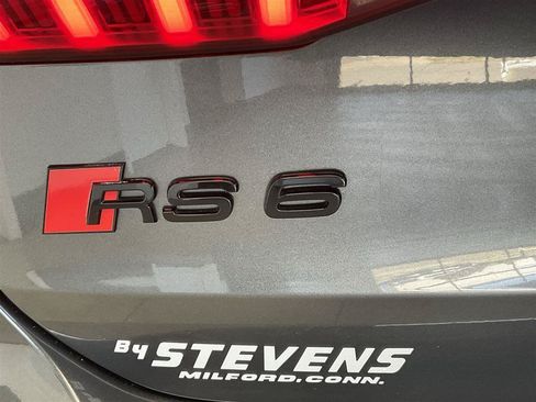 Used 2021 Audi RS 6 w/ Executive Package AWD/4WD image 23