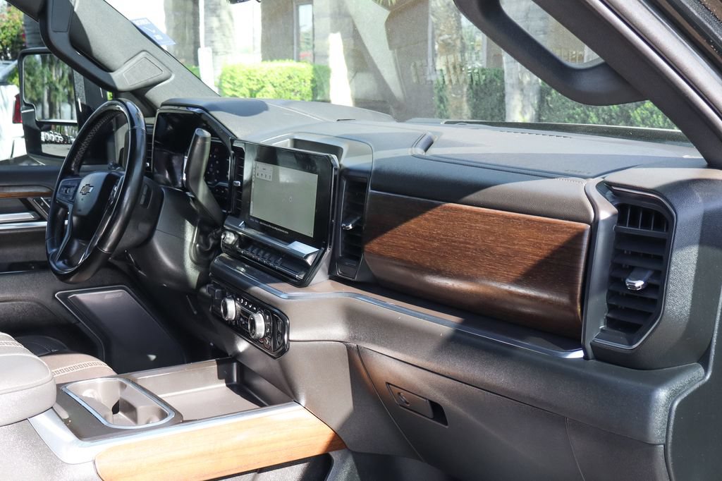 Used 2024 Chevrolet Silverado 3500 High Country w/ High Country Premium Package AWD/4WD image 54
