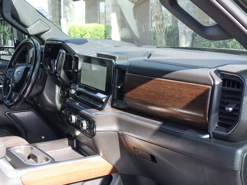 Used 2024 Chevrolet Silverado 3500 High Country w/ High Country Premium Package AWD/4WD image 54