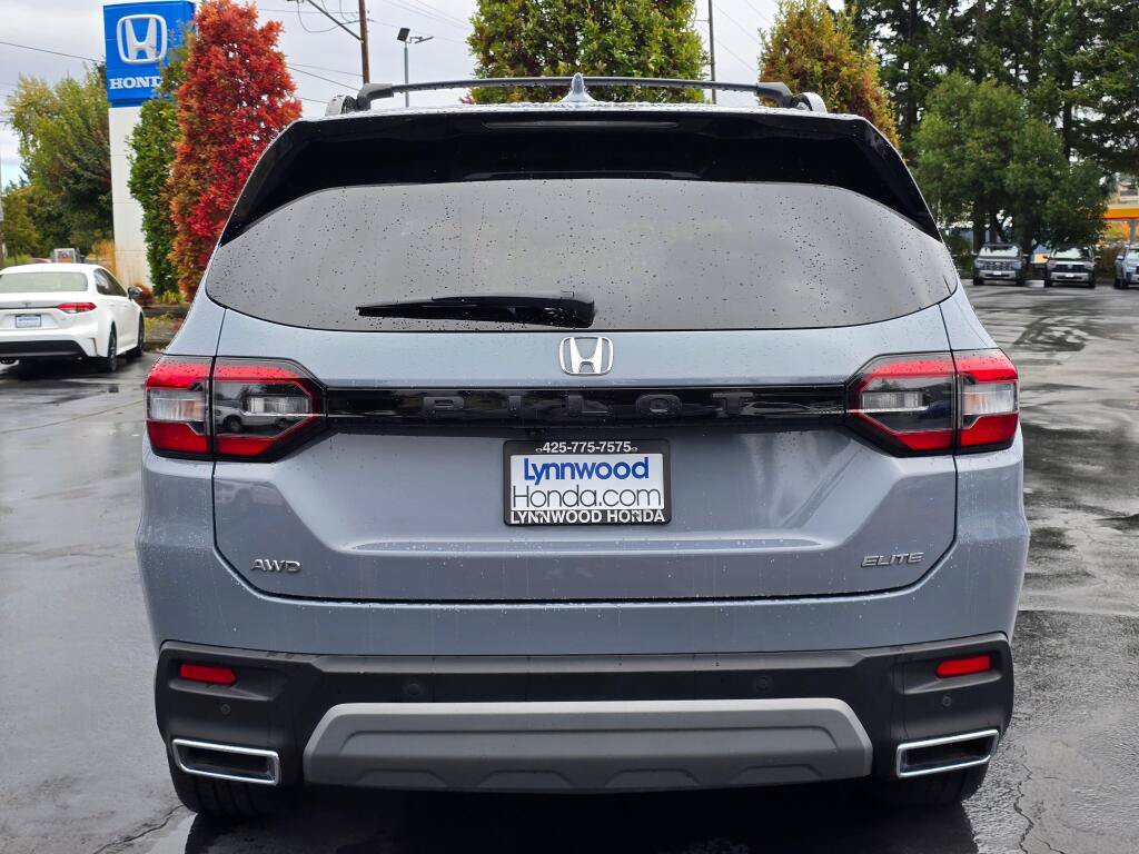 Certified 2024 Honda Pilot Elite image 14