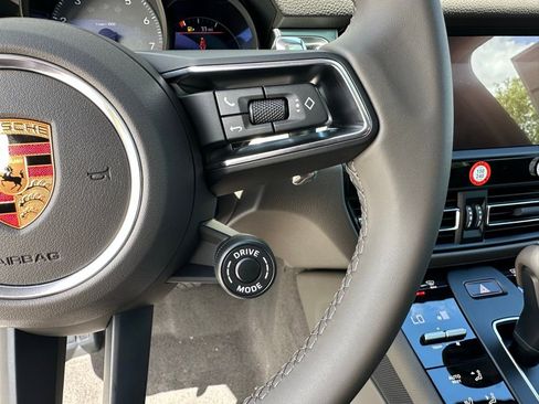 Used 2026 Porsche Macan S AWD/4WD image 18