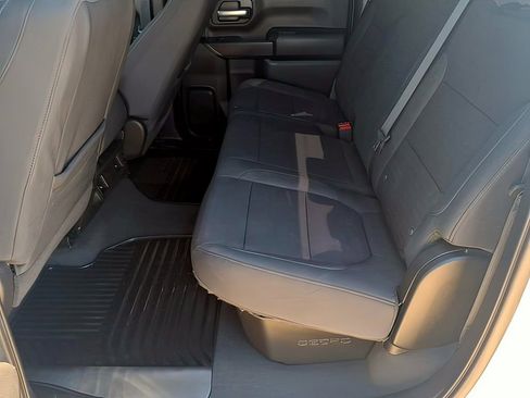 Used 2021 Chevrolet Silverado 2500 LT w/ Z71 Off-Road Package image 19