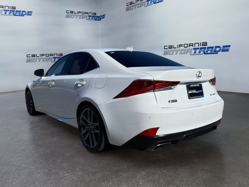 Used 2018 Lexus IS 300 F Sport RWD image 7