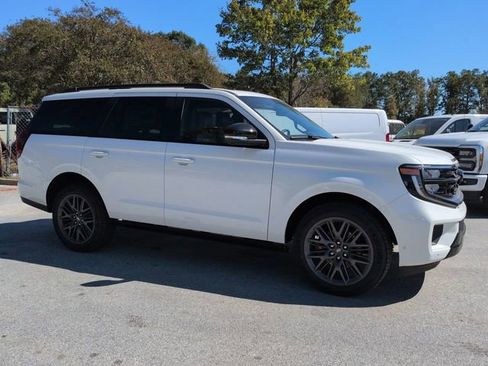 New 2025 Ford Expedition Platinum w/ Stealth Performance Package image 2