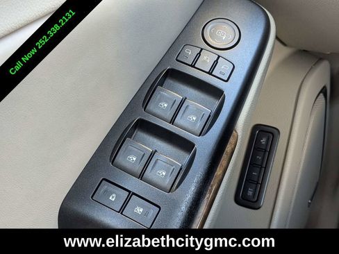 Used 2015 GMC Yukon Denali w/ Premium Package image 28