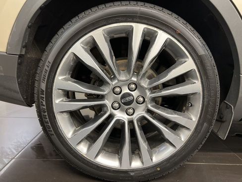 Used 2017 Lincoln MKX Reserve image 7