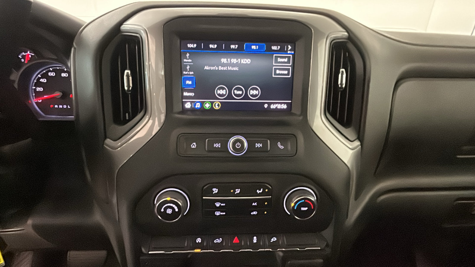 Used 2021 Chevrolet Silverado 1500 Custom w/ LPO, Dark Essentials Package AWD/4WD image 27