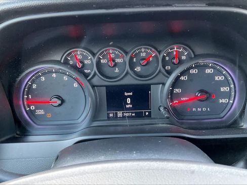Used 2020 Chevrolet Silverado 2500 Custom w/ Custom Convenience Package AWD/4WD image 25