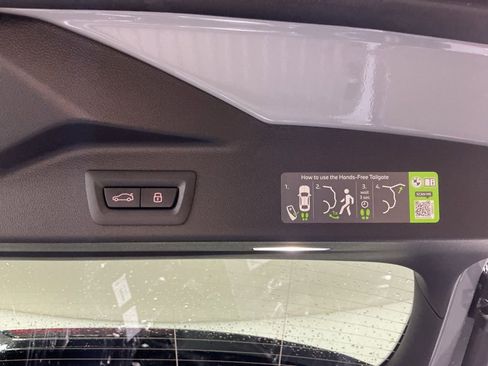 New 2026 BMW X5 xDrive40i w/ M Sport Package image 30