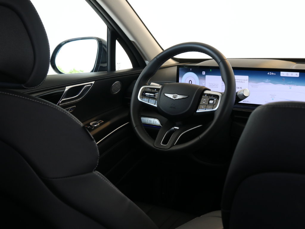 Used 2025 Genesis GV80 2.5T Standard AWD/4WD image 44