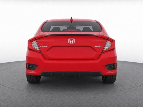 Used 2019 Honda Civic Sport image 6