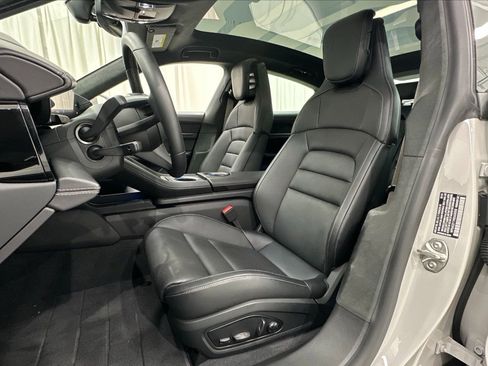 Certified 2025 Porsche Taycan Turbo image 30