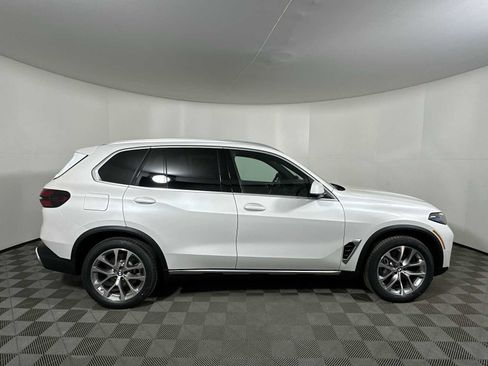 New 2026 BMW X5 xDrive40i image 8