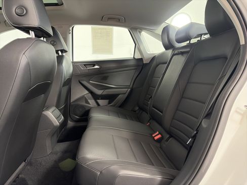 Used 2021 Volkswagen Jetta FWD image 8