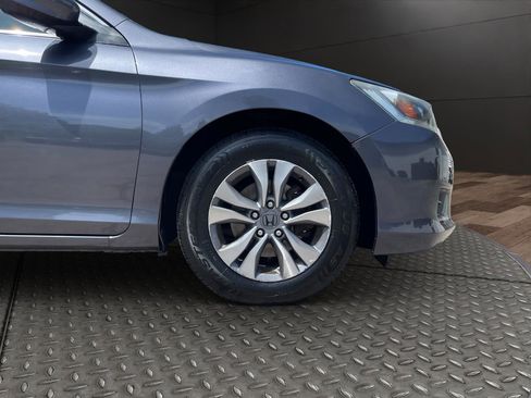 Used 2013 Honda Accord LX image 22