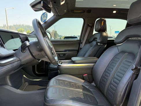 Used 2022 Rivian R1T Launch Edition AWD/4WD image 16