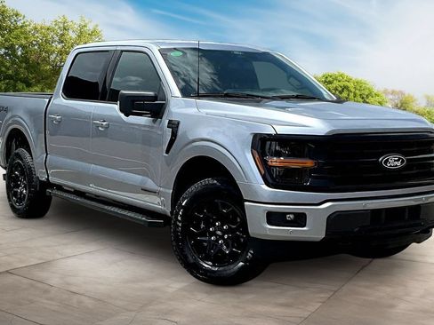 Used 2025 Ford F150 XLT w/ Equipment Group 302A MID AWD/4WD image 11