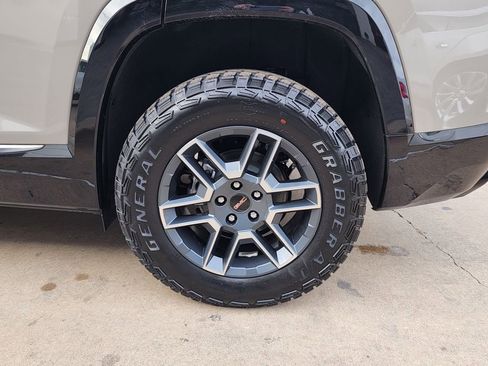 New 2026 GMC Terrain AT4 w/ Convenience Package III image 55