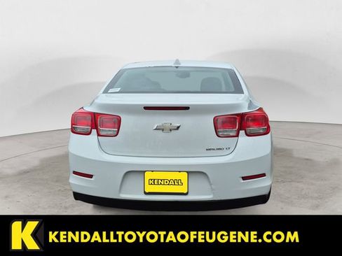 Used 2013 Chevrolet Malibu LT FWD image 3