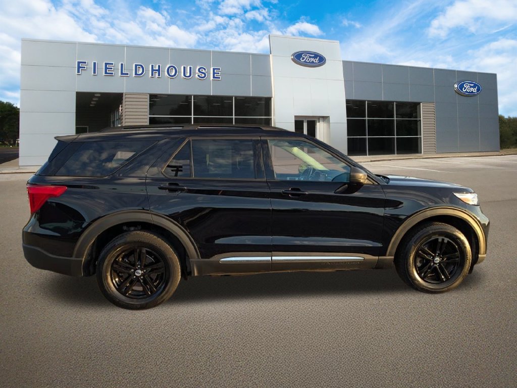 Used 2023 Ford Explorer XLT w/ Equipment Group 202A AWD/4WD image 10