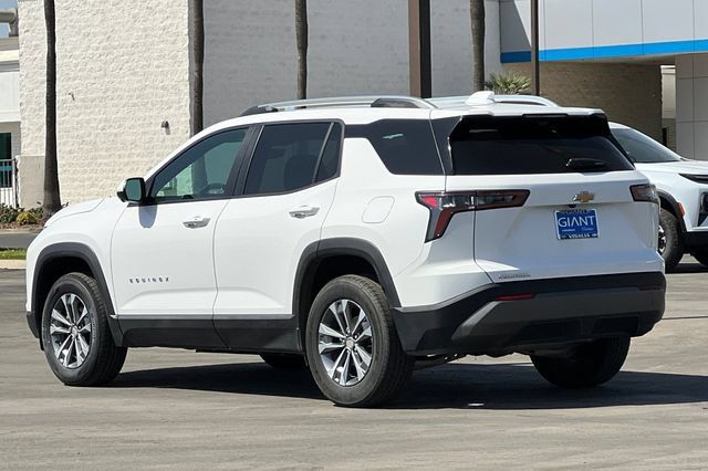 Used 2025 Chevrolet Equinox LT w/ Convenience Package II FWD image 5