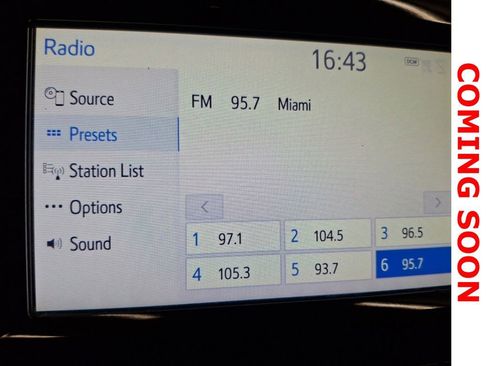 Used 2019 Toyota Camry SE FWD image 21
