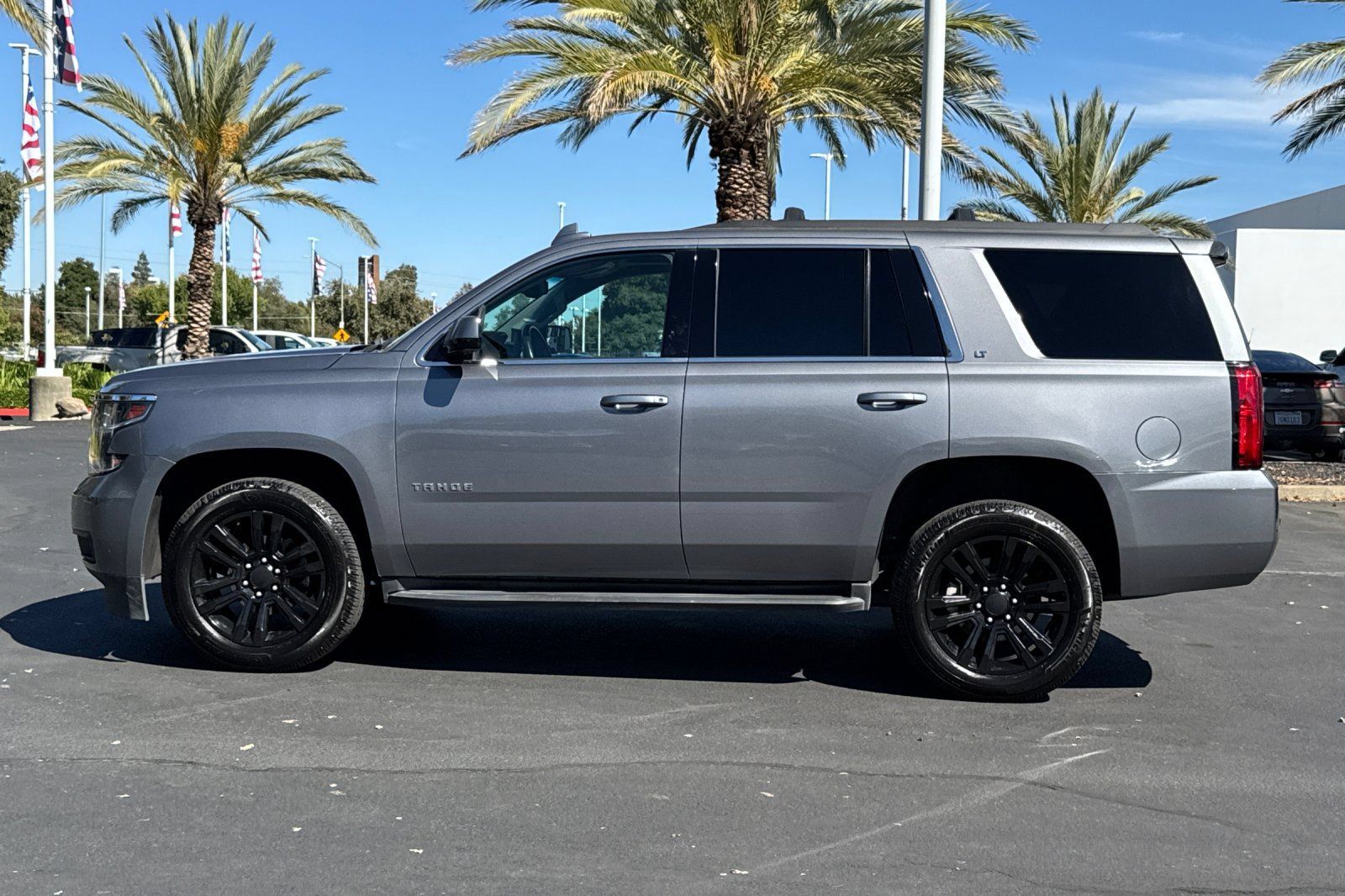 Used 2019 Chevrolet Tahoe LT AWD/4WD image 6