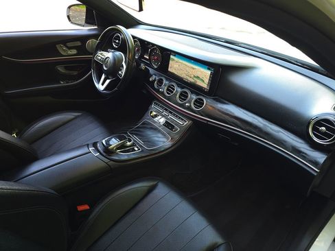 Used 2019 Mercedes-Benz E 450 4MATIC Sedan image 21
